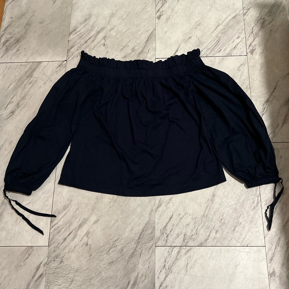 Banana Republic Navy Blue Ruffled 3/4 Sleeve Blouse